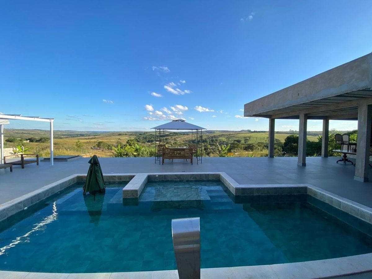 Lindo Rancho com casa moderna Pertinho de Brasília